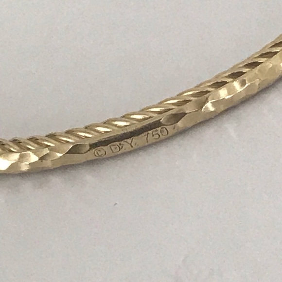 David Yurman 18k Gold Hammered Cable Bracelet - Picture 6 of 8